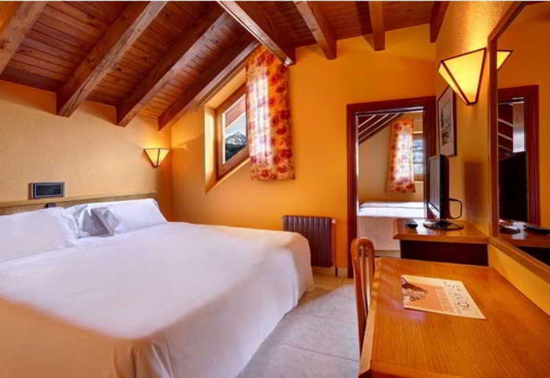 San Anton Benasque Hotel Bagian luar foto
