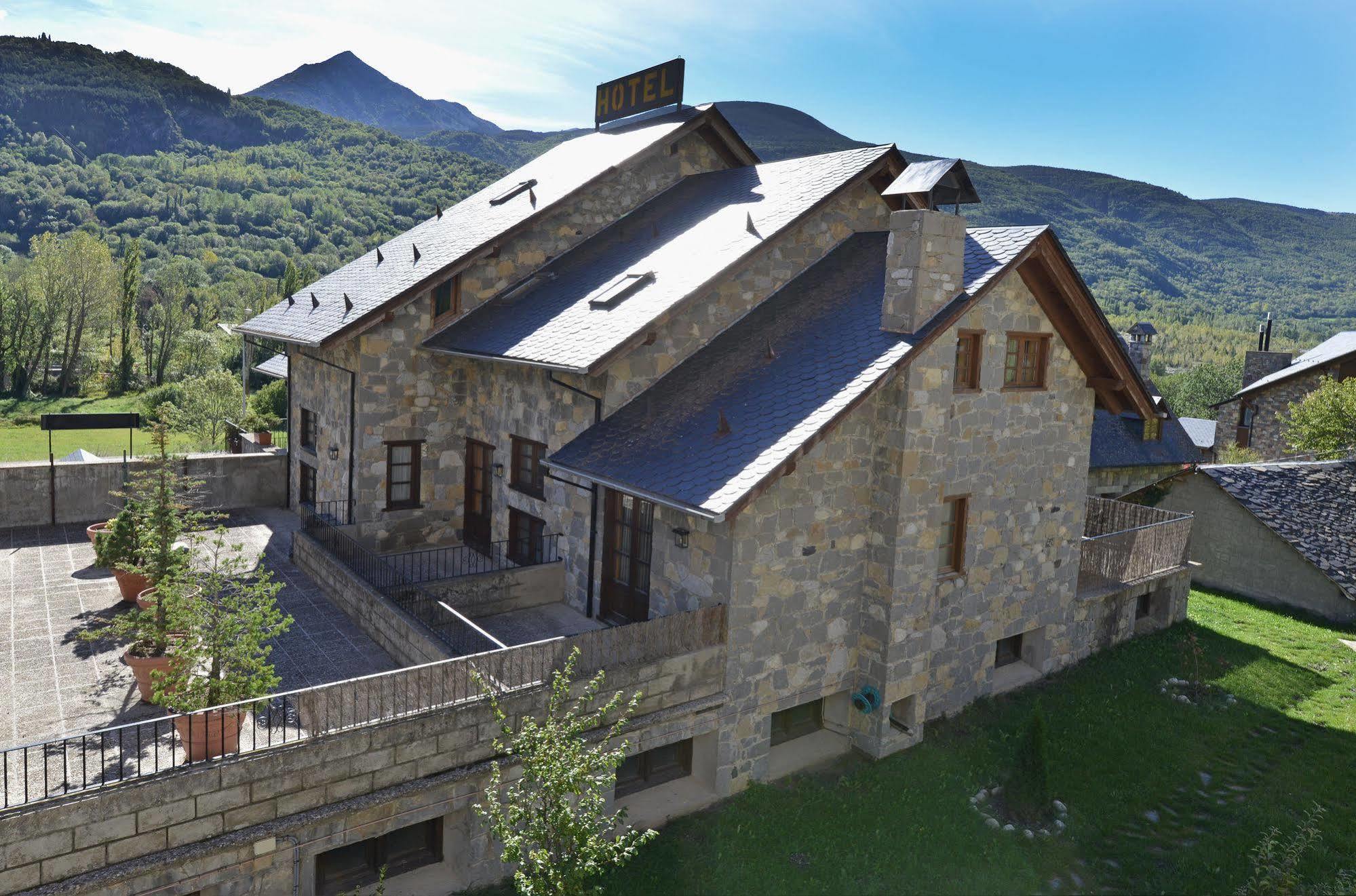 San Anton Benasque Hotel Bagian luar foto
